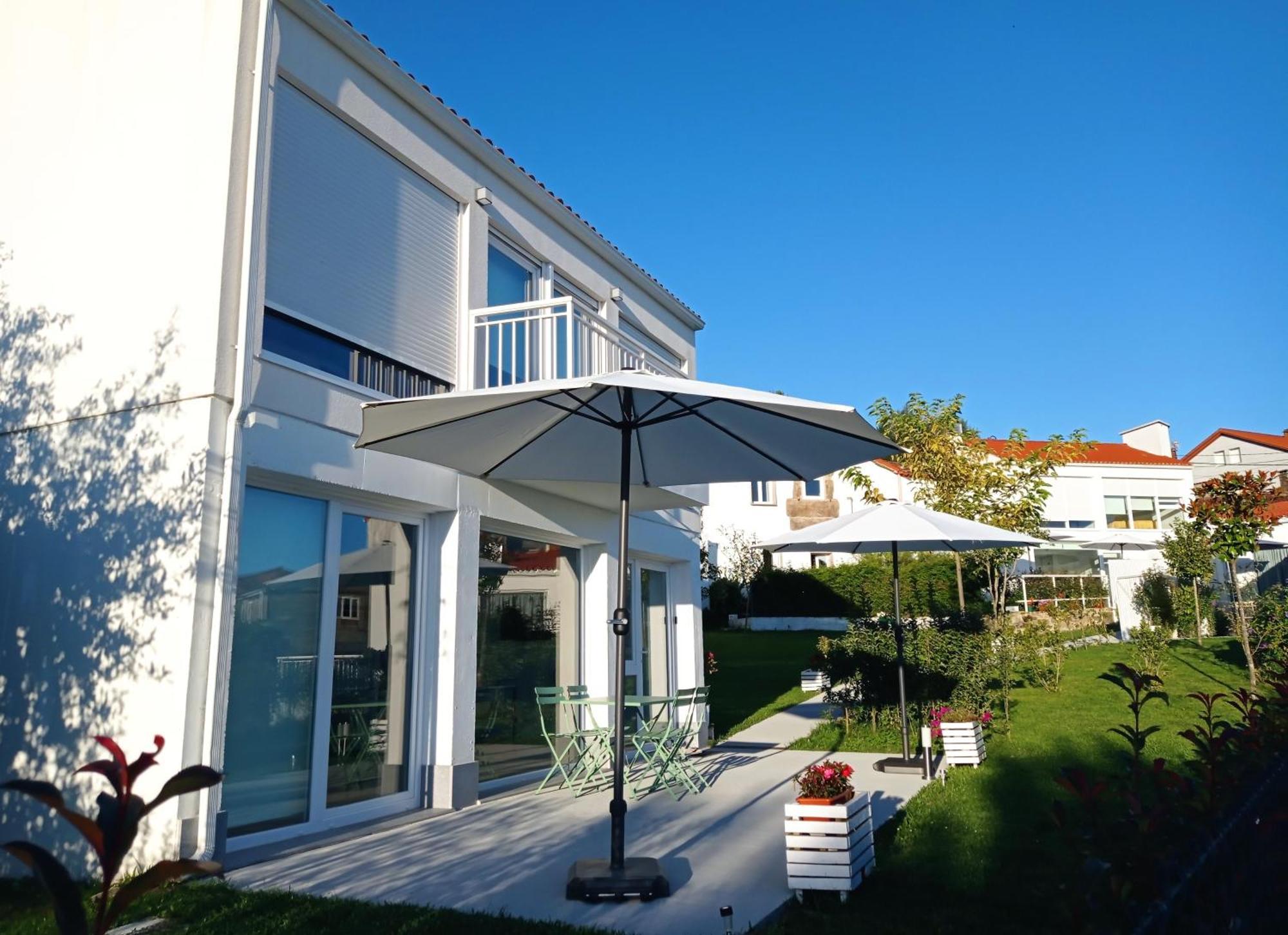 Casas Turisticas Lar Jardin - Parking Privado Santiago de Compostela Exterior foto