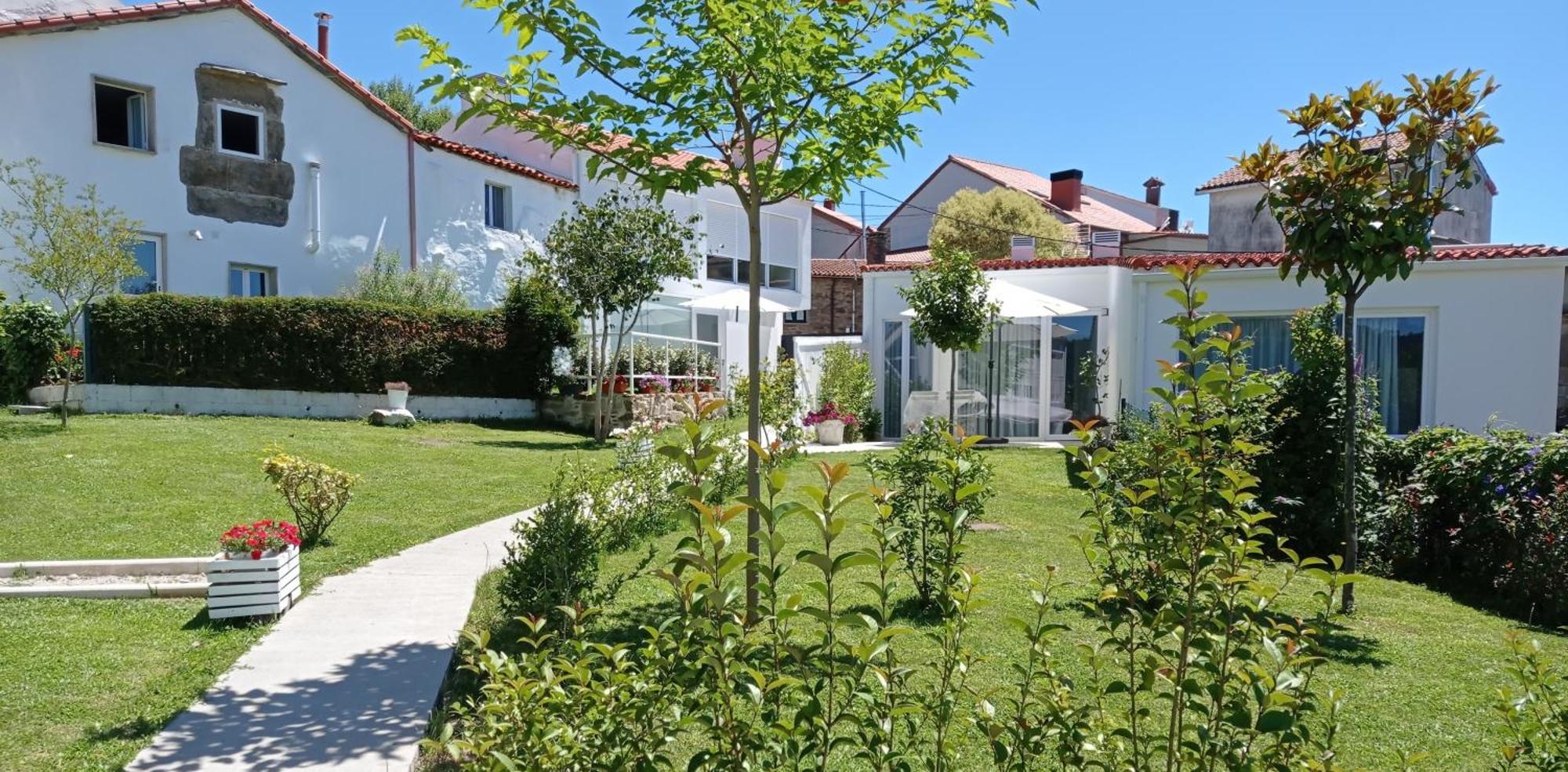 Casas Turisticas Lar Jardin - Parking Privado Santiago de Compostela Exterior foto