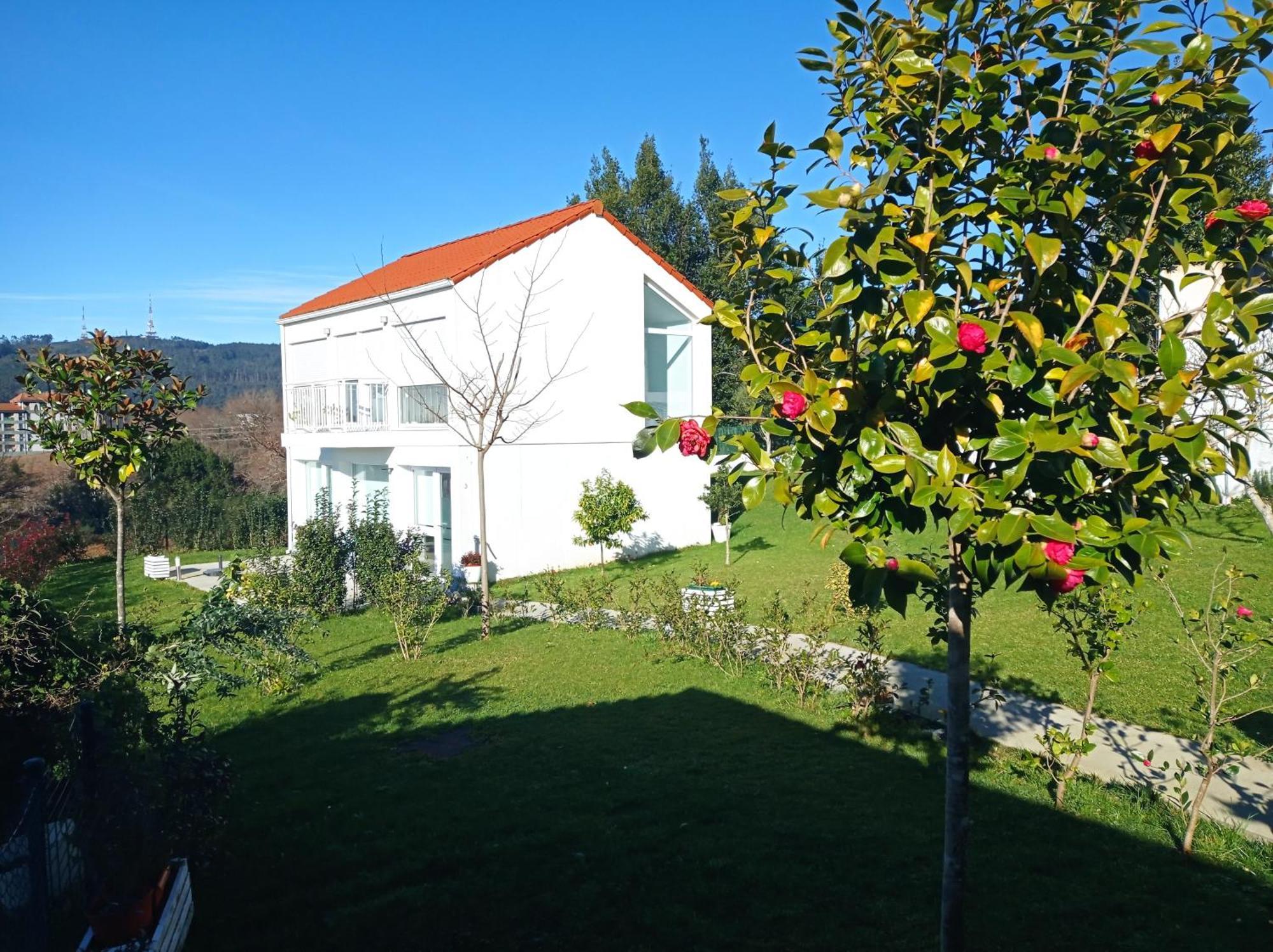 Casas Turisticas Lar Jardin - Parking Privado Santiago de Compostela Exterior foto